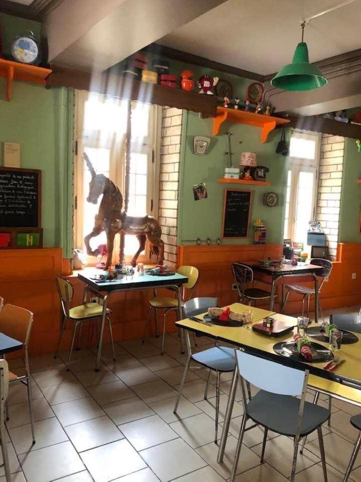 C80 By Crep80 Hotel Avallon Ngoại thất bức ảnh