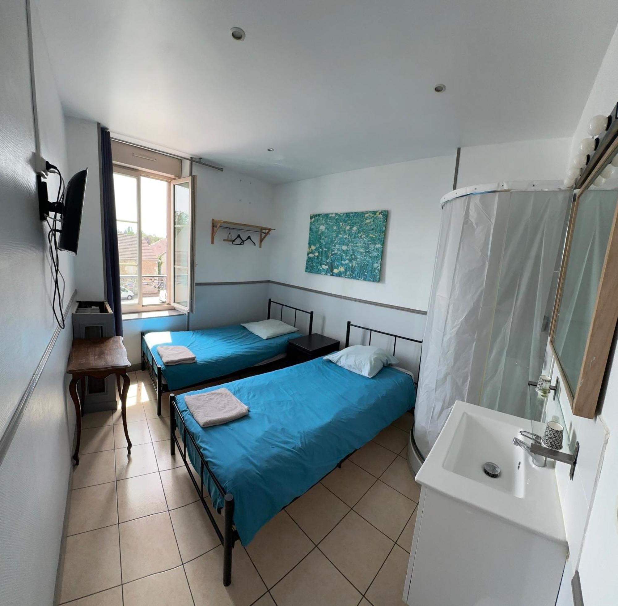 C80 By Crep80 Hotel Avallon Ngoại thất bức ảnh
